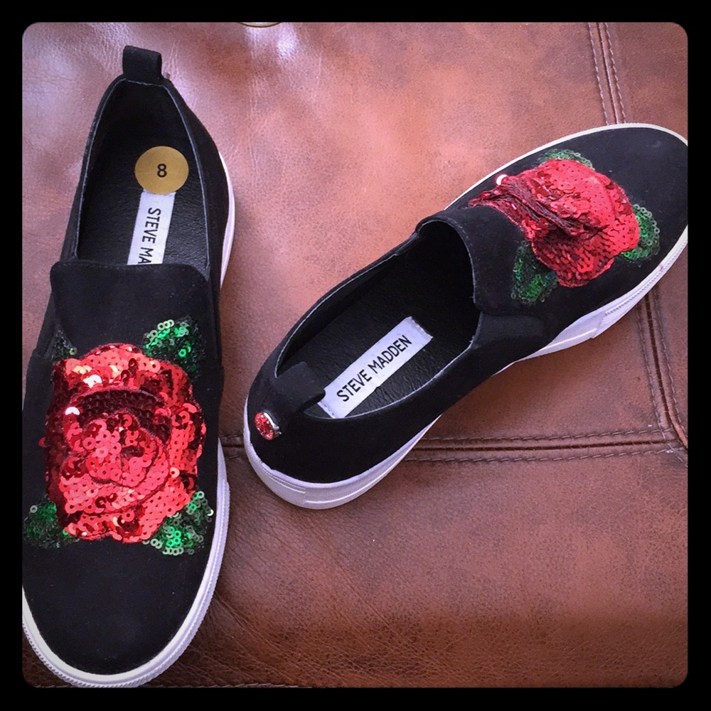 Sequined Rose Velvety Steve Madden Sneakers